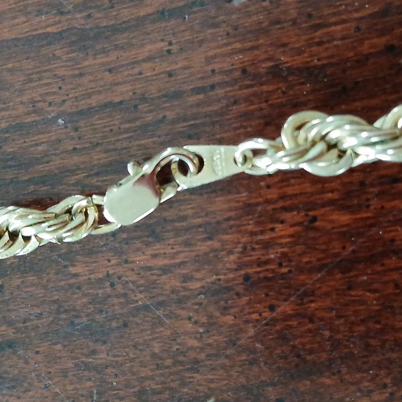 Elegant 14kt Gold Plate Chain With Gold Tone, Black Enamel, Rhinestone Pendant - Picture 6 of 6